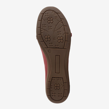 Schick a Walk Casual Cherry Suede Ballerinas with Trims For Women